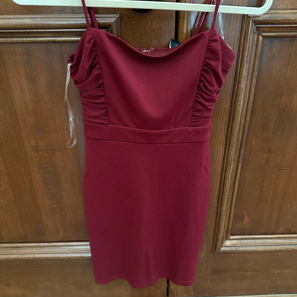 NEVER WORN Windsor Red Ruched Sheath Mini Dress